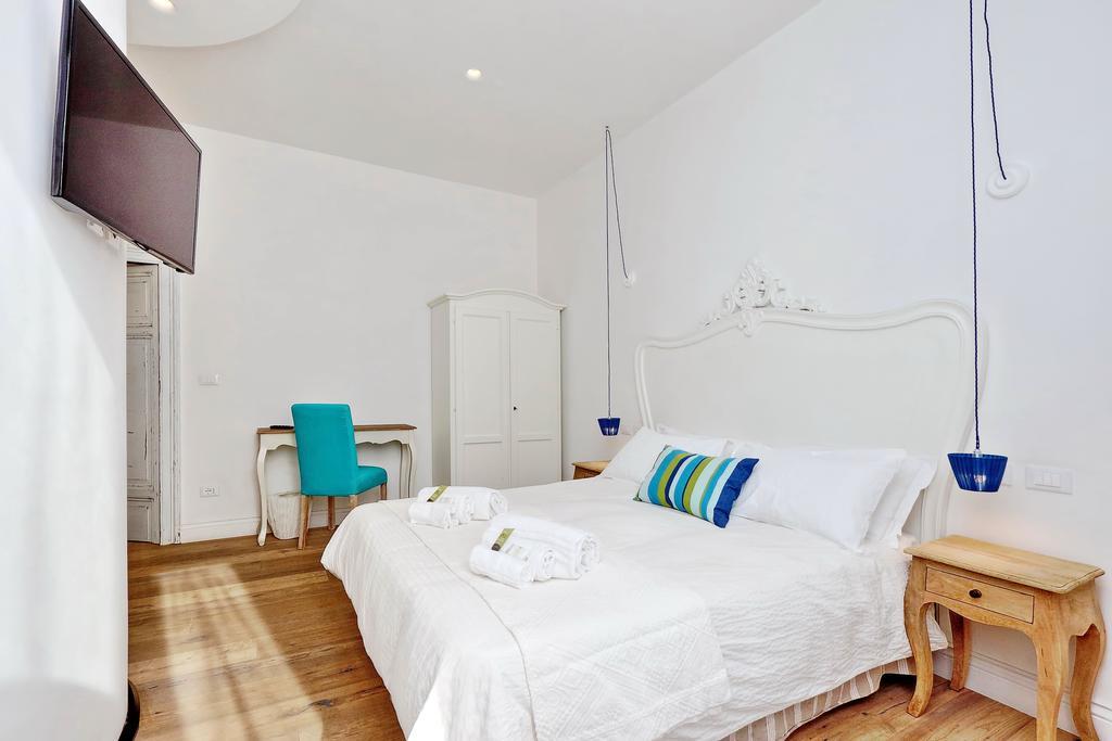 Apartamento Design Paulina 300 Mt From Colosseum