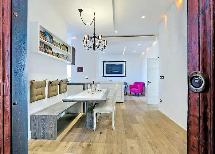 Design Apartment Paulina 300 Mt From Colosseum
