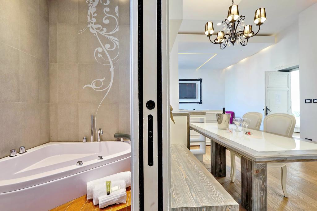 Design Paulina 300 Mt From Colosseum Apartamento Roma